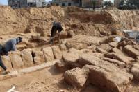 Penggali Temukan Kuburan Romawi berusia 2.000 Tahun di Gaza
