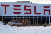 Dilaporkan Sering Mengerem Mendadak, AS Selidiki 416 Ribu Mobil Tesla