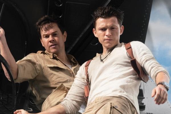Kendati Tubuhnya Penuh Memar, Tom Holland Senang Lakukan Adegan Berbahaya di Uncharted