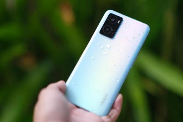 Mewah dengan Gradasi Warna Dinamis, Ini Spesifikasi Oppo A76 yang Dibanderol Rp 3,4 Juta