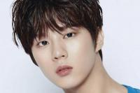 Kim Woo-seok akan Merilis EP Ketiganya Bulan Depan