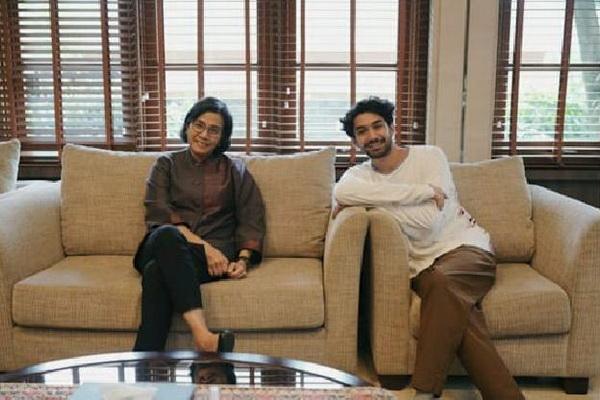 Nobar Film Garis Waktu dengan Reza Rahadian, Sri Mulyani Ajak Masyarakat Dukung Perfilman Indonesia