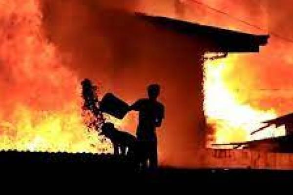 Lima Penyebab Paling Umum Kebakaran Rumah 