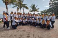 Komunitas Senam Mencering Deklarasikan Dukung Muhaimin For Presiden 2024 Di Pantai Tanjung Tinggi