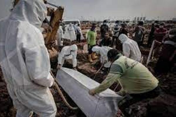 Pasien Covid-19 yang Meninggal Belum Vaksin Lengkap