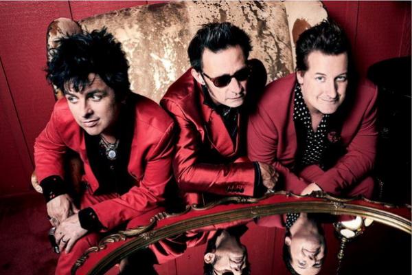21 Tahun Lalu, Green Day Merilis Album Paling Berani `American Idiot`   (FOTO: LIVE NATION) 