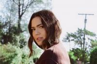 Rilis Video Musik In Real Life, Mandy Moore Tampilkan Momen Manis Bersama Keluarga Kecilnya