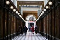 Kasus Covid Prancis Naik Lagi Setelah Pelonggaran Pembatasan