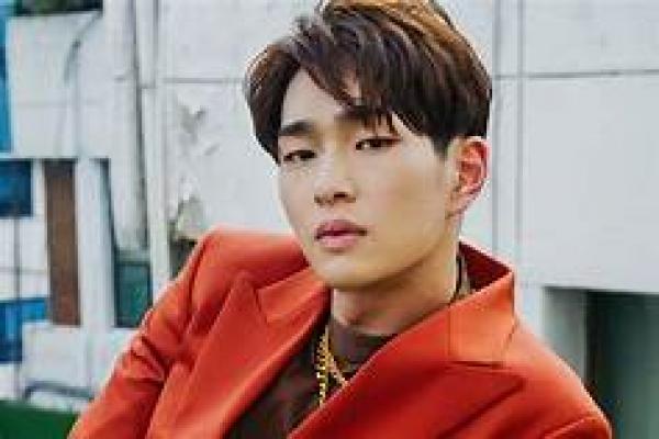 Onew SHINee Akan Rilis Album Solo Bulan Depan
