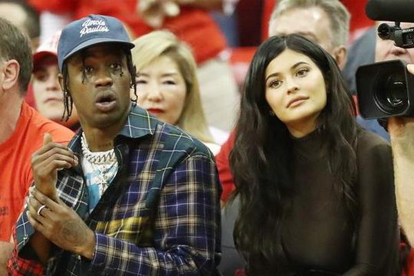 Nggak Sreg dengan Nama Wolf, Kylie Jenner dan Travis Scott akan Ganti Sebutan Putra Keduanya
