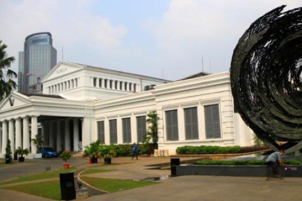 Salah satu tujuan wisata sejarah di Jakarta, Museum Nasional 