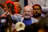 Lula Adili Petani Brasil Jelang Pemilihan, Pecinta Lingkungan Marah