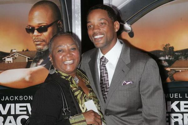 Terkejut Anaknya Tampar Chris Rock di Panggung Oscar 2022, Begini Nasihat Sang Ibu untuk Will Smith