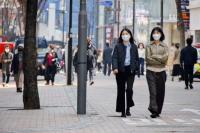 Korea Selatan akan Cabut Mandat Masker Luar Ruangan Bulan Ini