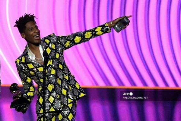 Jon Batiste Menang Album of the Year, Ini Daftar Lengkap Pemenang Grammy Awards 2022