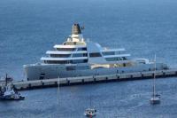 Kapal Pesiar yang Terkait dengan Abramovich Meninggalkan Bodrum