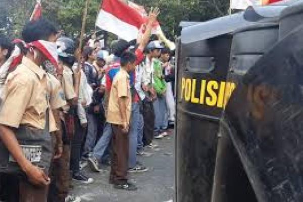 Disdik DKI: Tidak Ada Sanski Untuk Pelajar Ikut Demonstrasi BEM SI