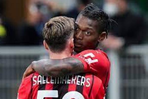 Kalahkan Geno 2-0, AC Milan Kembali ke Puncak 