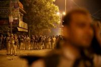 Polisi India Tangkap 14 Orang Setelah Bentrokan Hindu-Muslim di New Delhi