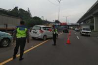 Lalu Lintas Meningkat, Jasa Marga Berlakukan Contraflow di KM 47 Karawang