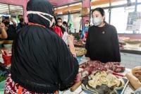 Keliling Jateng, Puan Cek Harga Pangan Hingga Resmikan Ikon Baru Sragen