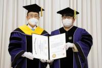 Presiden HYBE Corporation Diberikan Gelar Doctor Kehormatan oleh Universitas Seoul