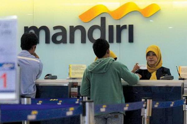 Pelayanan di Bank Mandiri. (FOTO: HO BANK MANDIRI) 