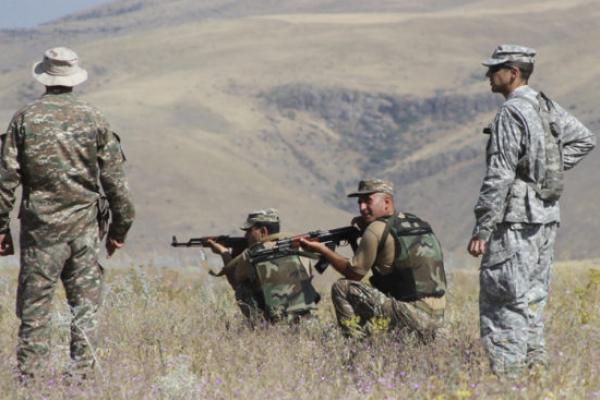 Azerbaijan: Rusia Pasok Senjata ke Armenia Lewat Kazakhstan, Turkmenistan, Iran Selama Perang 2022