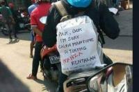 Tulisan-Tulisan Lucu Pemudik Sepeda Motor