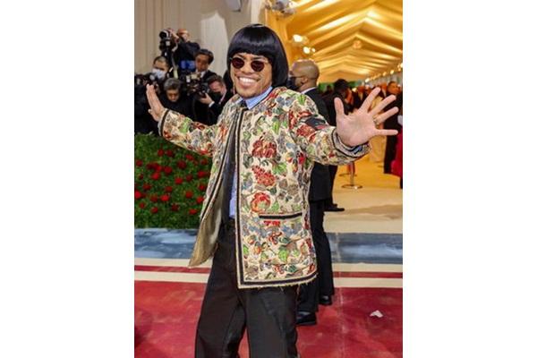Hadiri Met Gala 2022, Penampilan Anderson .Paak Dibilang Mirip Pak Tarno