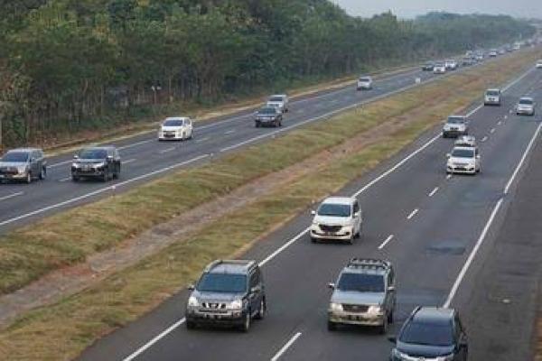 Hari Ini, Polri Berlakukan Sistem Satu Arah di Tol Palimanan Hingga Cikampek