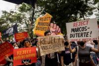 Protes Pecah saat Pilpres Filipina Kembalikan Marcos ke Kursi Presiden