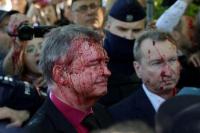 Rusia Panggil Duta Besar Polandia setelah Insiden Siraman Cat Merah