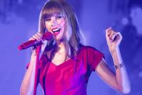 Taylor Swift Cetak Sejarah Lagi, Artis Pertama yang Memonopoli Top 10 Billboard Hot 100