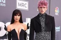 Lantunkan Lagu Twin Flame, Machine Gun Kelly Isyaratkan Telah Menikahi Megan Fox
