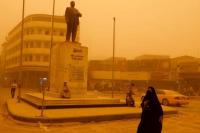 Sekolah, Kantor, dan Penerbangan di Irak Ditutup Akibat Badai Pasir