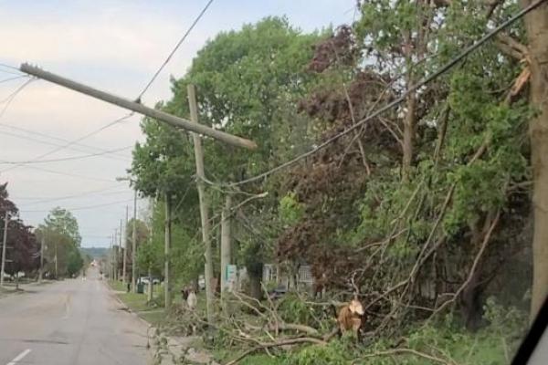 Korban Badai Petir Kanada Jadi 8 Orang, 500 Ribu Rumah Tanpa Listrik