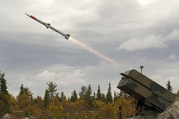 Biden Putuskan Kirim Roket Jarak Menengah ke Ukraina 