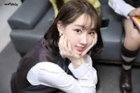 Shin Ji-yoon Resmi Hengkang dari Bandnya Weeekly