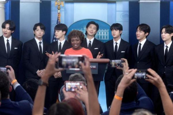 Supergrup BTS Bertemu Biden di Gedung Putih Bahas Kejahatan Rasial