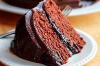 Devil Cake Ada Sejak Awal Abad 20, Gelapnya Cokelat yang Bikin Ketagihan