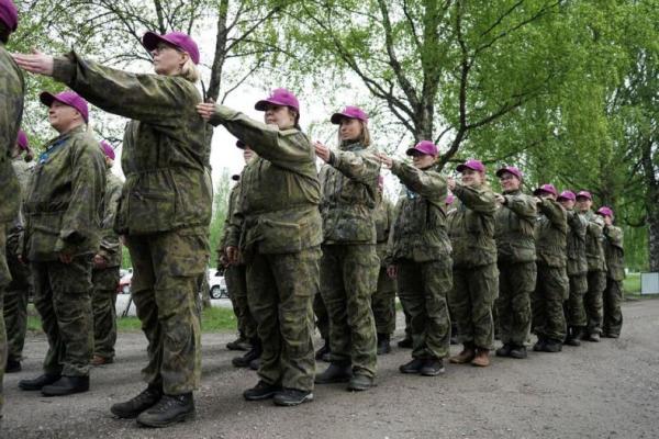 Khawatir tentang Rusia, Wanita Finlandia Ikut Kursus Pertahanan