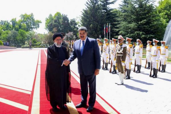 Di Bawah Sanksi AS, Iran dan Venezuela Tandatangani Kerjasama 20 Tahun