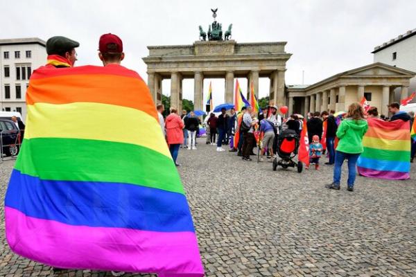 Thailand Menuju Pelegalan Pernikahan Sesama Jenis 