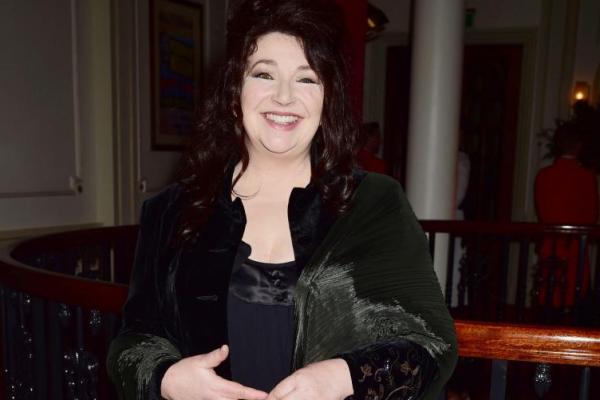 Lagu Jadul Kate Bush Populer Lagi Berkat Serial Stranger Things