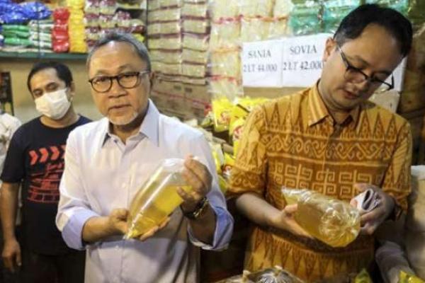 Catat, Zulhas Janji Tuntaskan Masalah Minyak Goreng Dalam 1-2 Bulan 