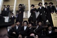 Yahudi Ultra-Ortodoks di Israel Menjauhi Perangkat Teknologi 