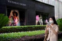 Kebanjiran Stok Setelah Lockdown, Toko Fashion Shanghai Lomba Diskon