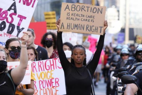 Mahkamah Agung AS Batalkan Putusan Hak Aborsi Roe v. Wade