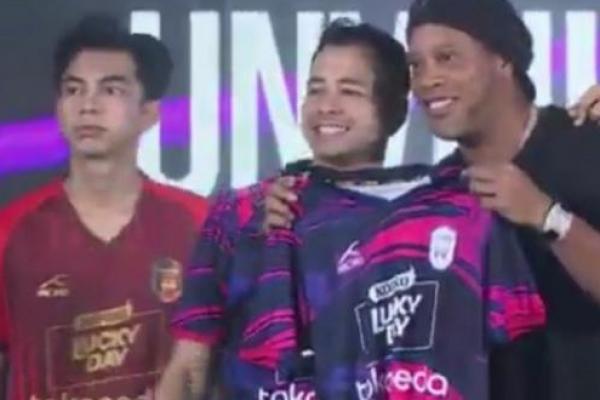 Takut Disebut Mirip Koran, Jersey Baru RANS Nusantara FC Minim Sponsor